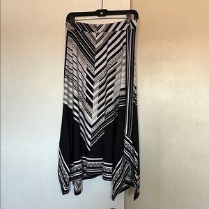 Black and White Geometric Women's Skirt